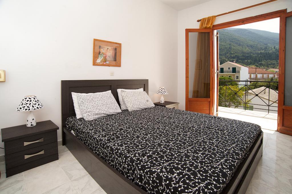 Thodora Appartments Sami  Room photo